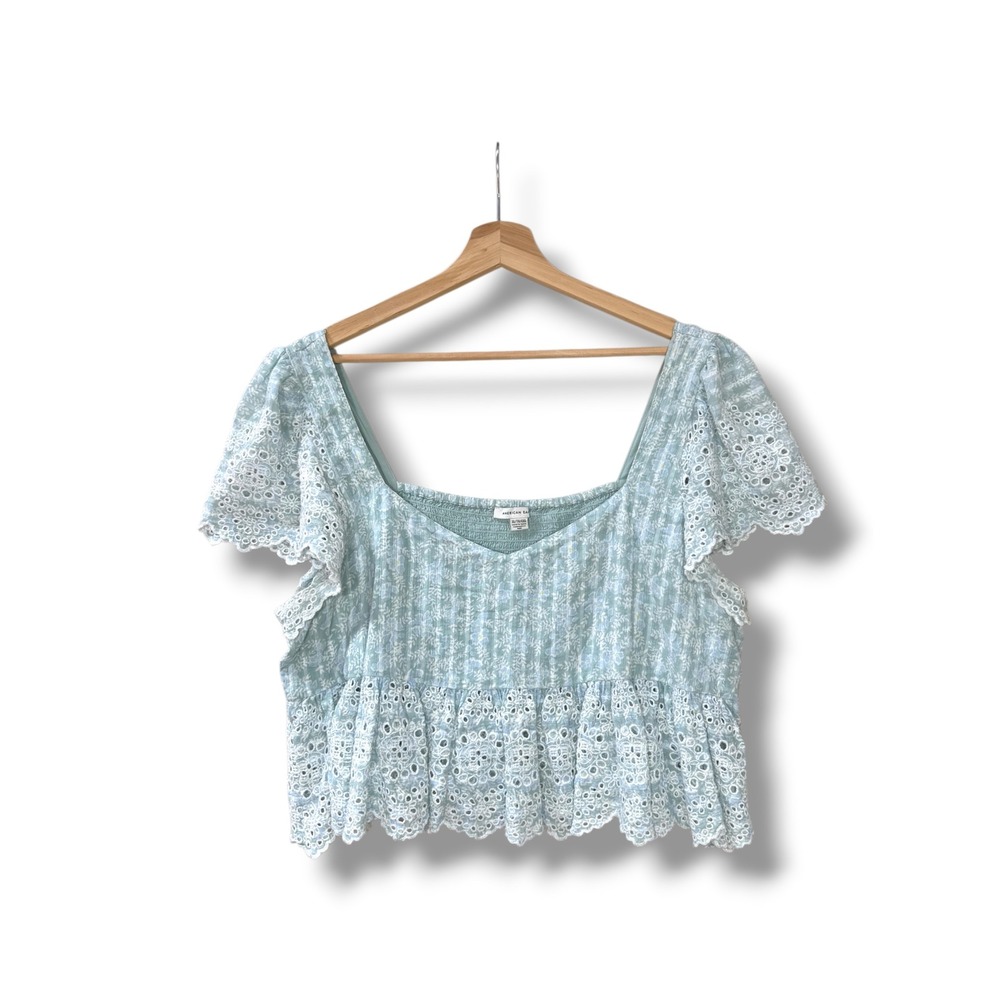 American Eagle Floral Eyelet Lace Flutter Sleeve Crop‎ Babydoll Top XL Smocked
